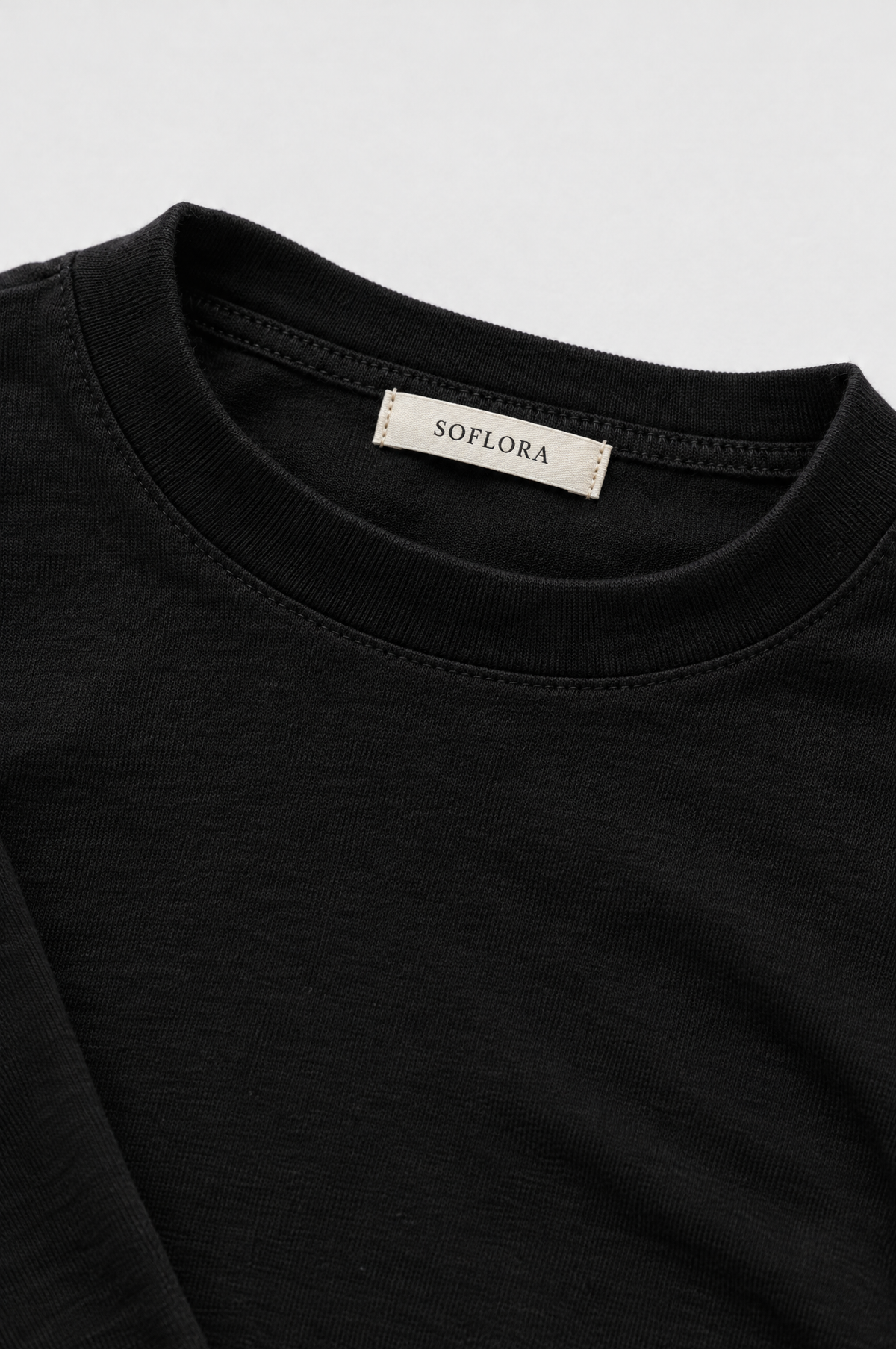 Soflora Jersey Sleep Set in Noir - neck label detail